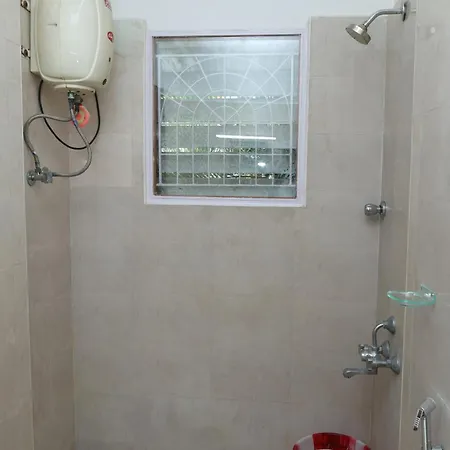 Greams Road Near Apollo Deluxe Fusion Serviced Apartments Chennai Exterior photo